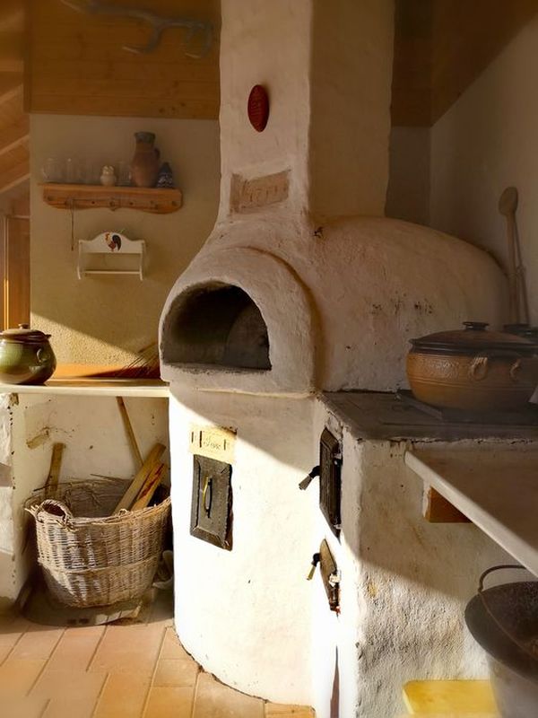 Oven with stove for indoors